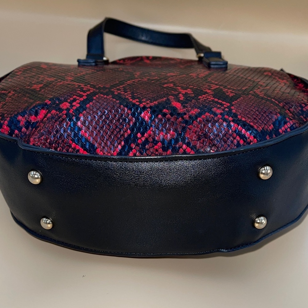 Kaari Blue Red and Black Snake-Print Mini Round Bag - Picture 5 of 8